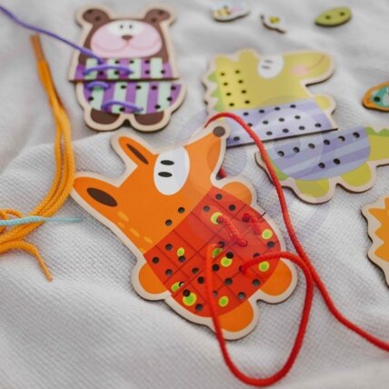 WOOPIE GREEN Medinė varstymo žaidynė 5in1 Gyvūnėliai vėrimui 8