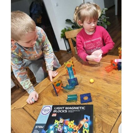 WOOPIE magnetinės kaladėlės Šviečiantis rutuliukų takelis 49 el. 13