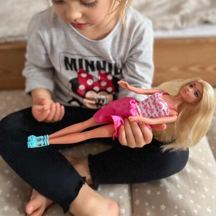 WOOPIE ROYAL Lėlė Lily kūdikėlis Maitinimo kėdutė Rinkinys Aksesuarai 10 WOOPIE ROYAL Lėlė Lily kūdikėlis Maitinimo kėdutė Rinkinys Aksesuarai 10